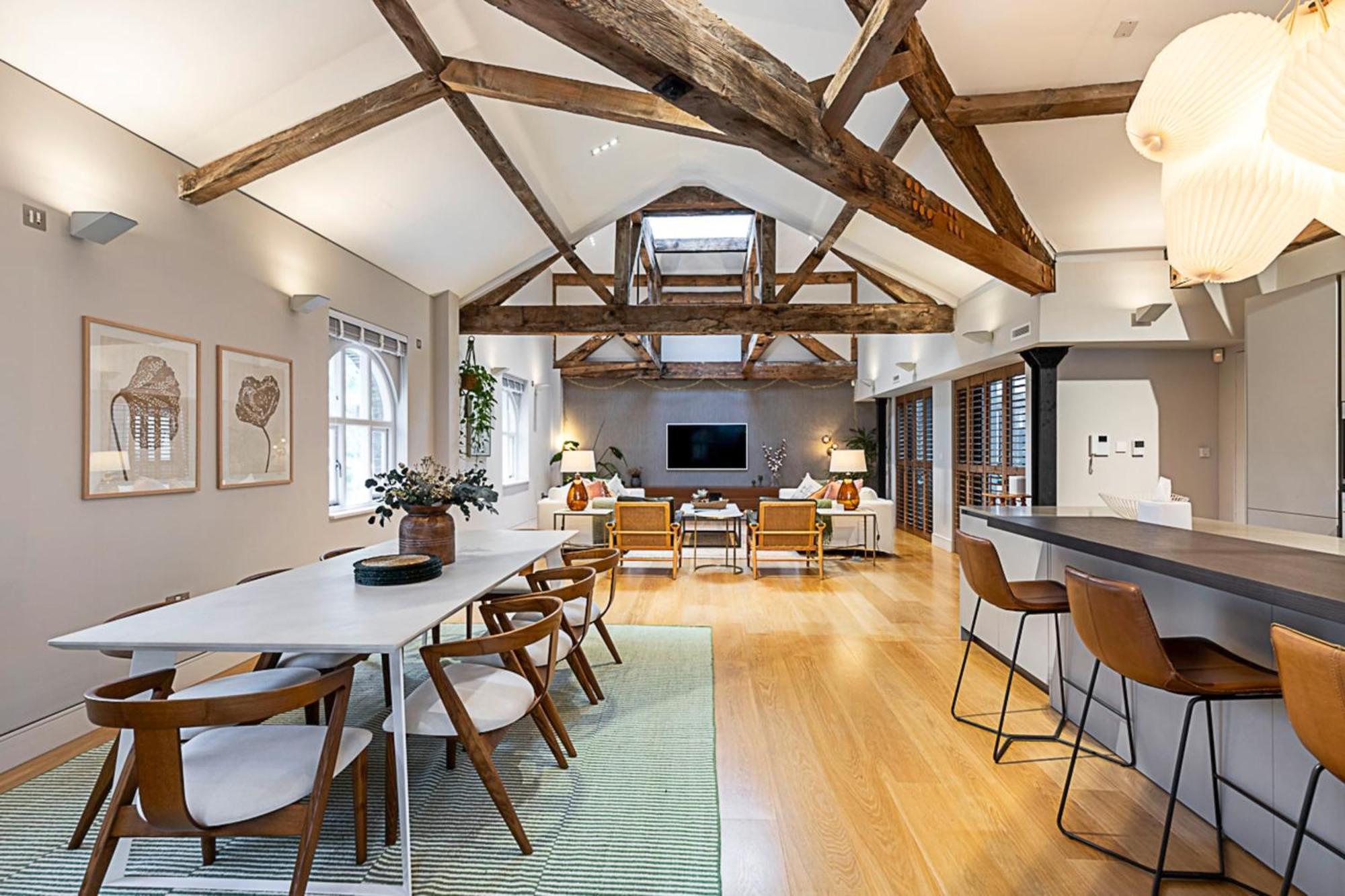 Pepys House A Modern Touch Of History Holiday home