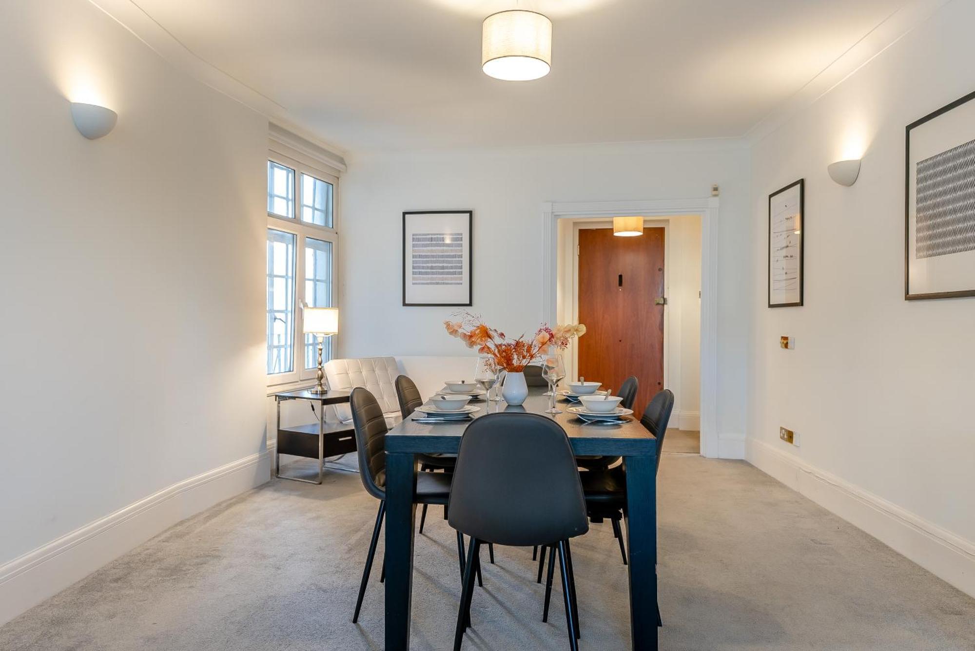 Strathmore Court Londres