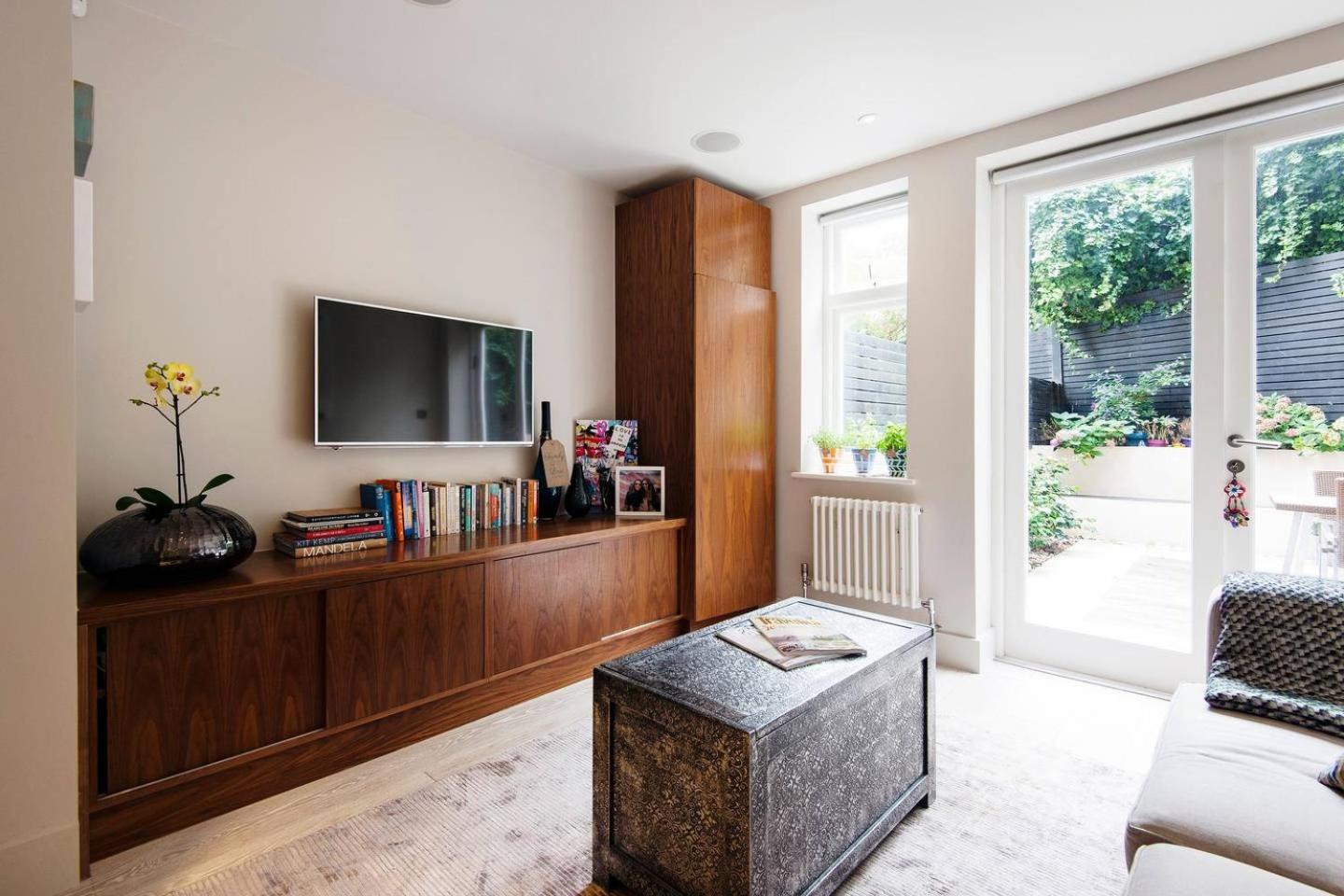 Apartment The Bohemian Rhapsody, Hampstead - By Out Of Office Lifestyle *
