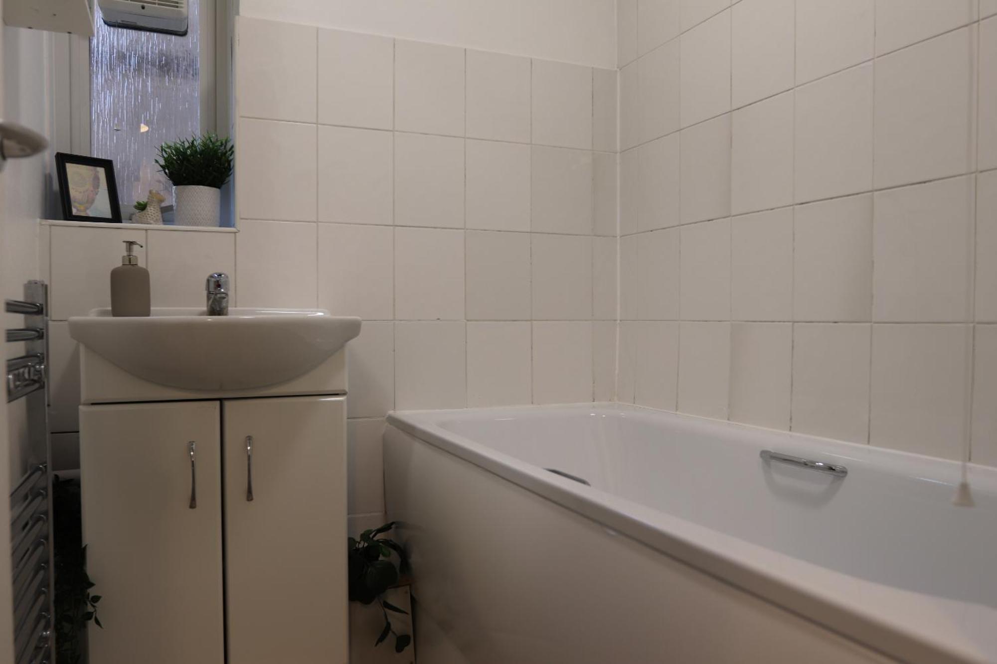 Bow House - Sleepylodge * London