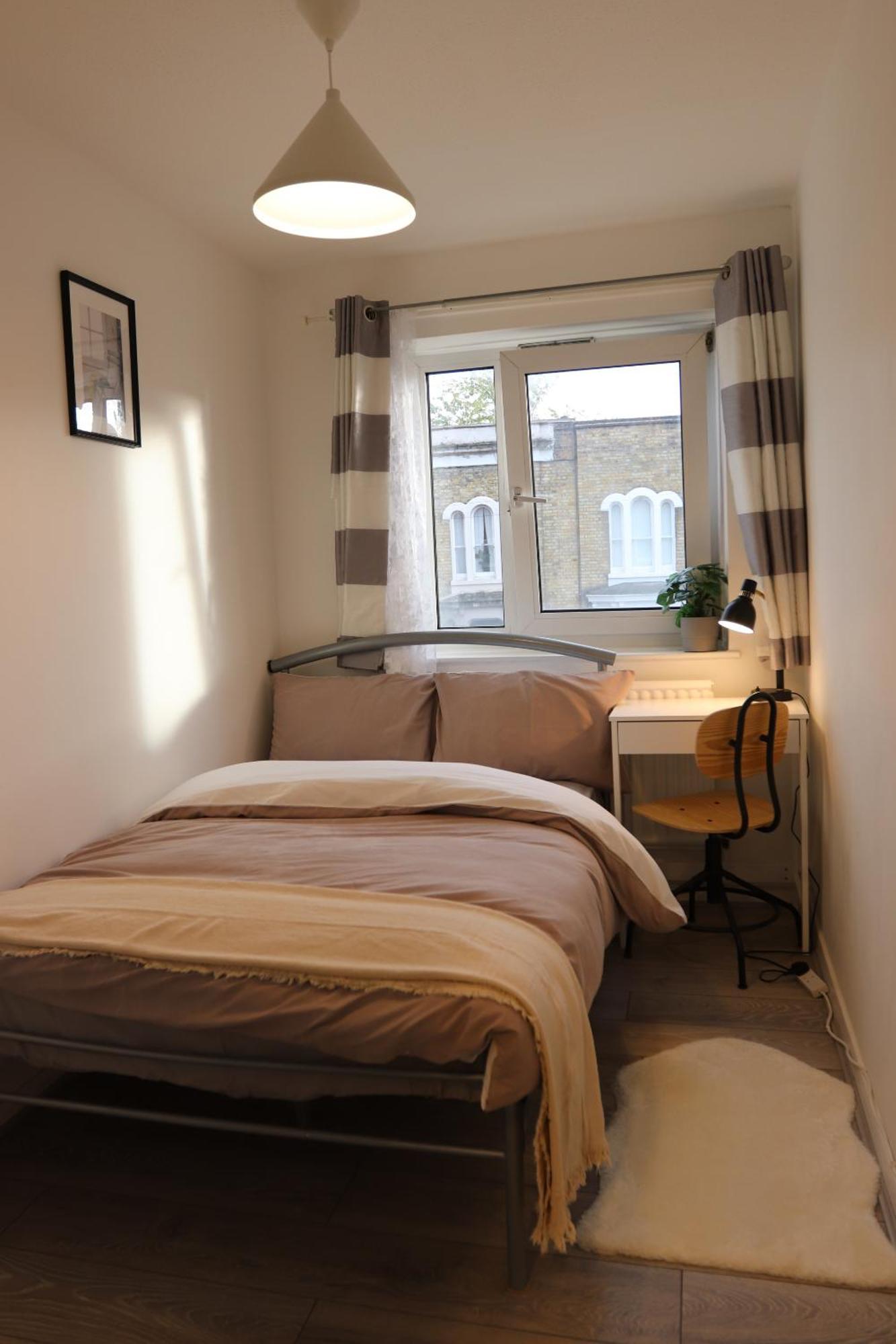 Bow House - Sleepylodge Guest house