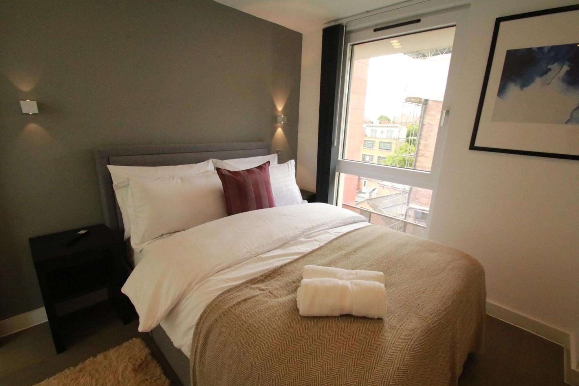 Ft5 Penthouse * London