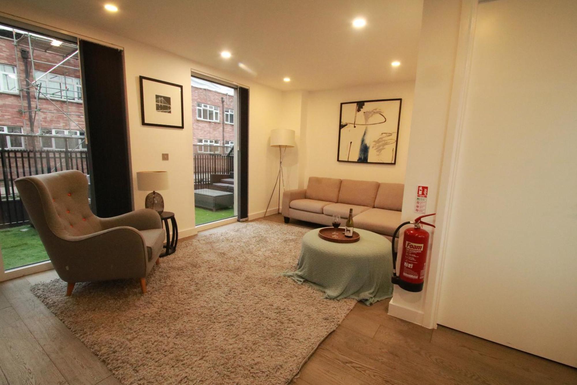 Ft5 Penthouse Homestay