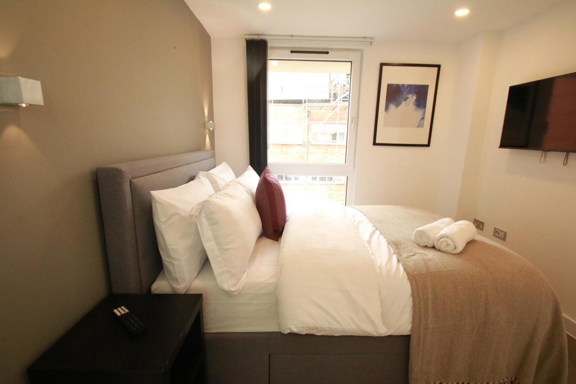 Ft5 Penthouse * London