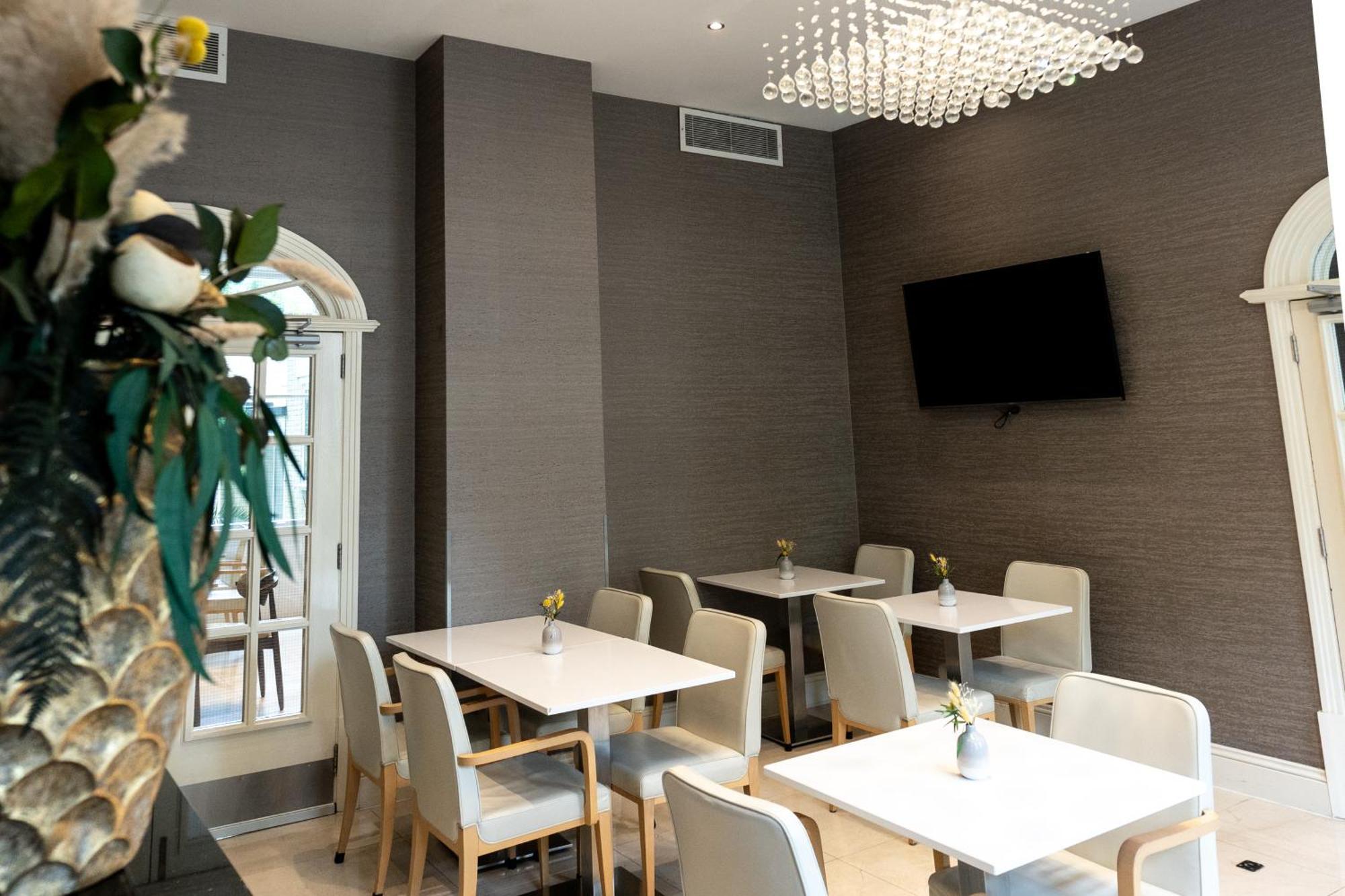 Lha Paddington Hostel London