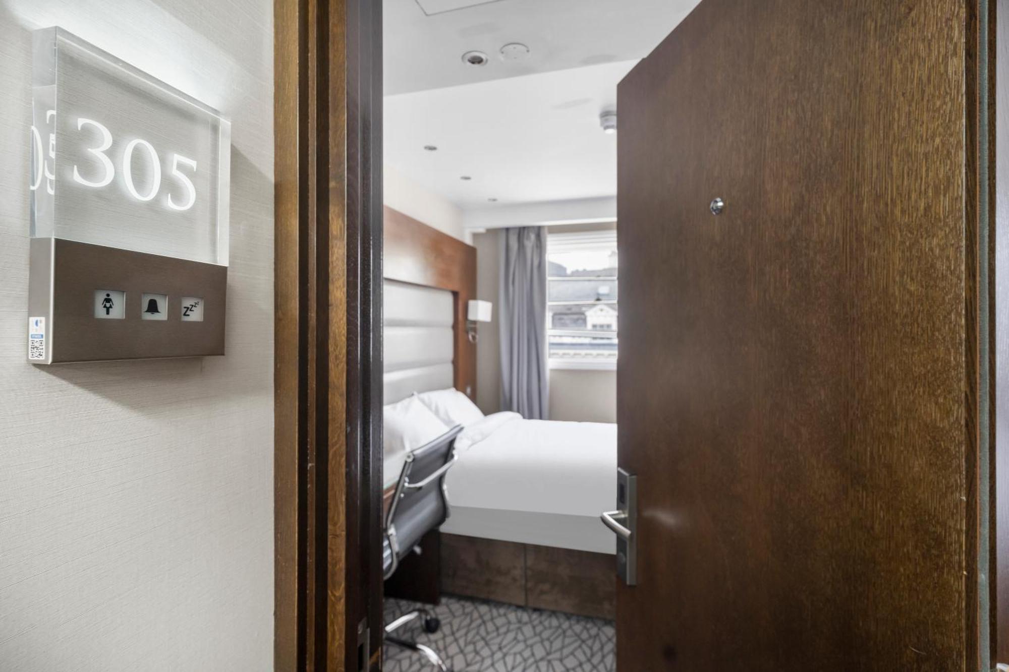 Lha Paddington London
