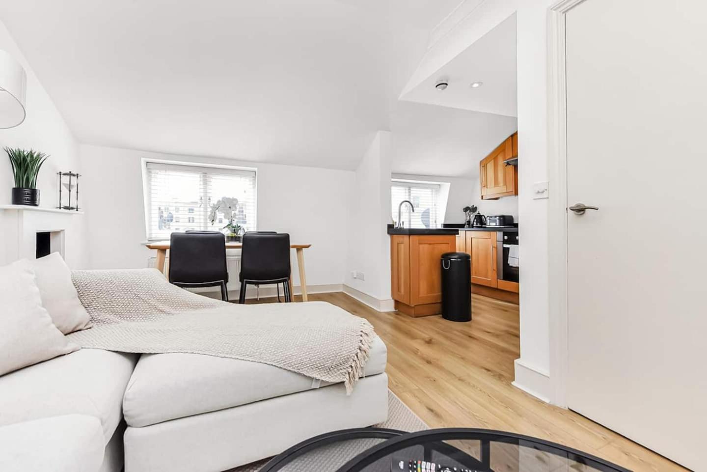 Hyde Park - 1 Bed - C * London