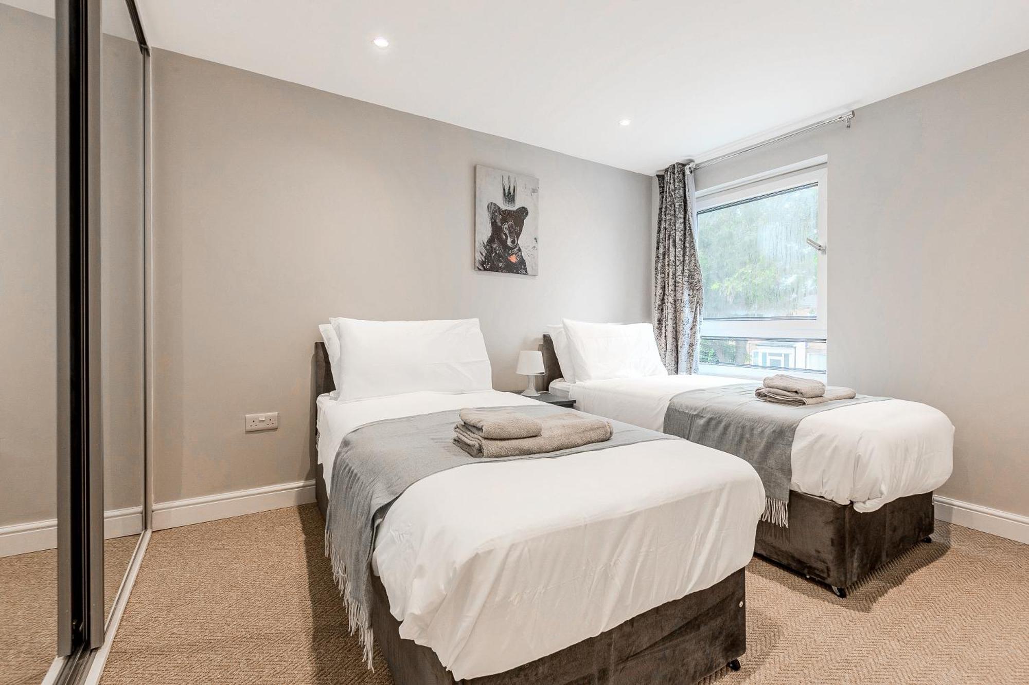 Battersea Spacious Perfect For Family And Groups With Free Parking Sleep 8