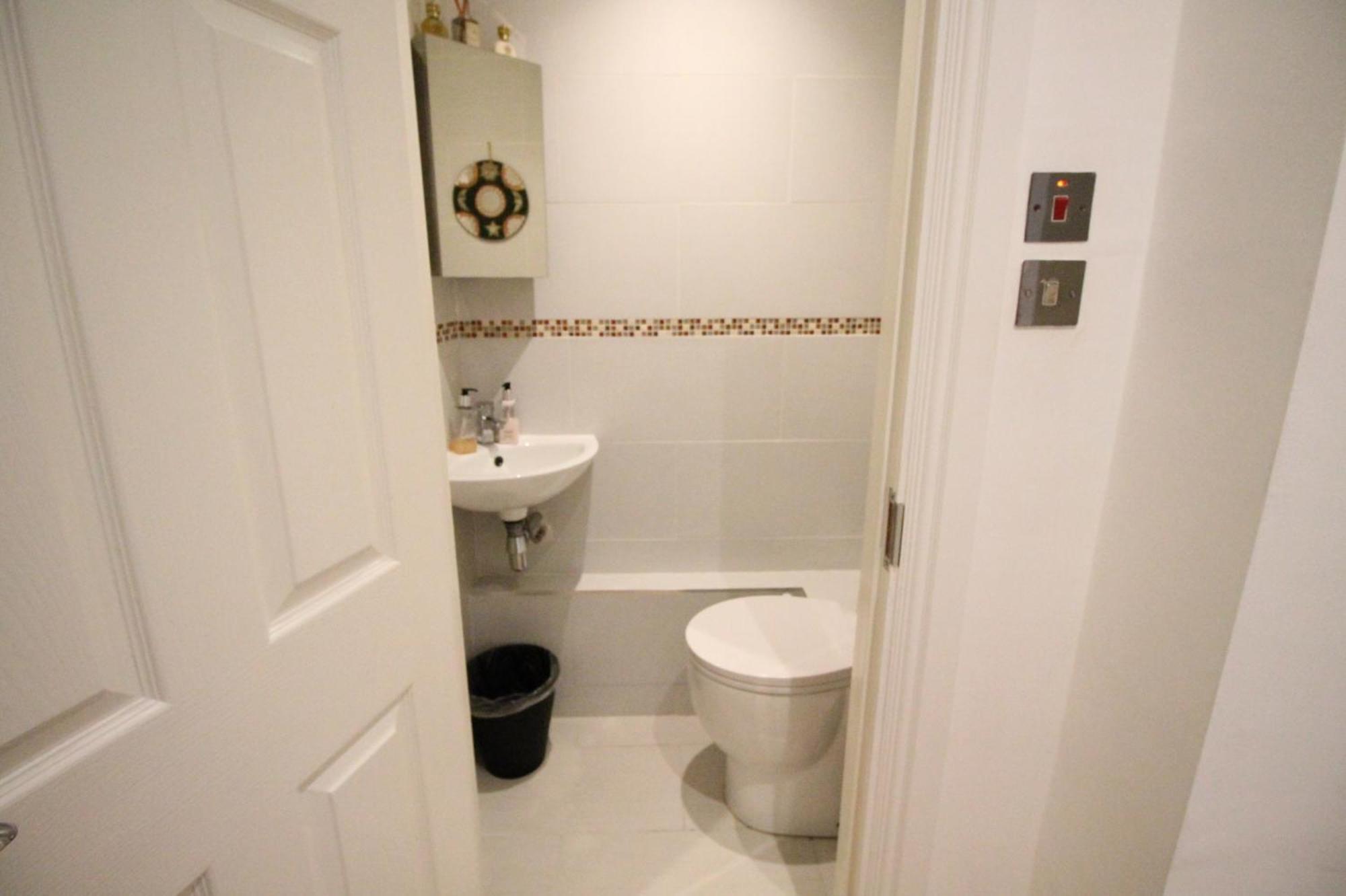 Stylish And Chic Flat 2bed 2bath In Notting Hill Appartement Londen