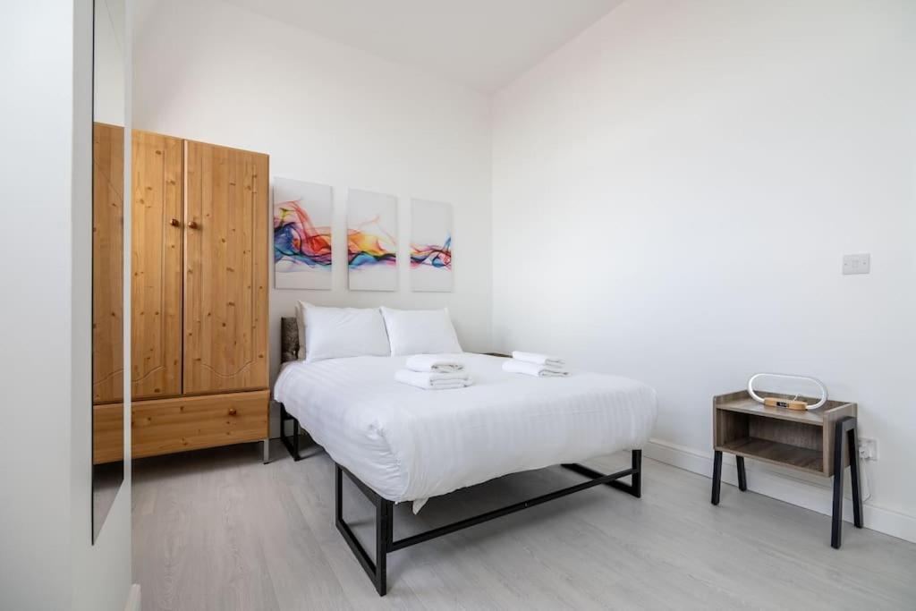 Apartamento Cozy 2-bedroom Flat In West