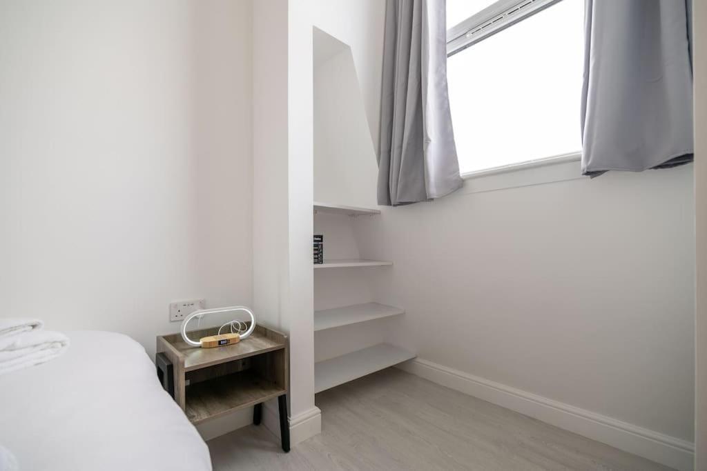 Apartamento Cozy 2-bedroom Flat In West *