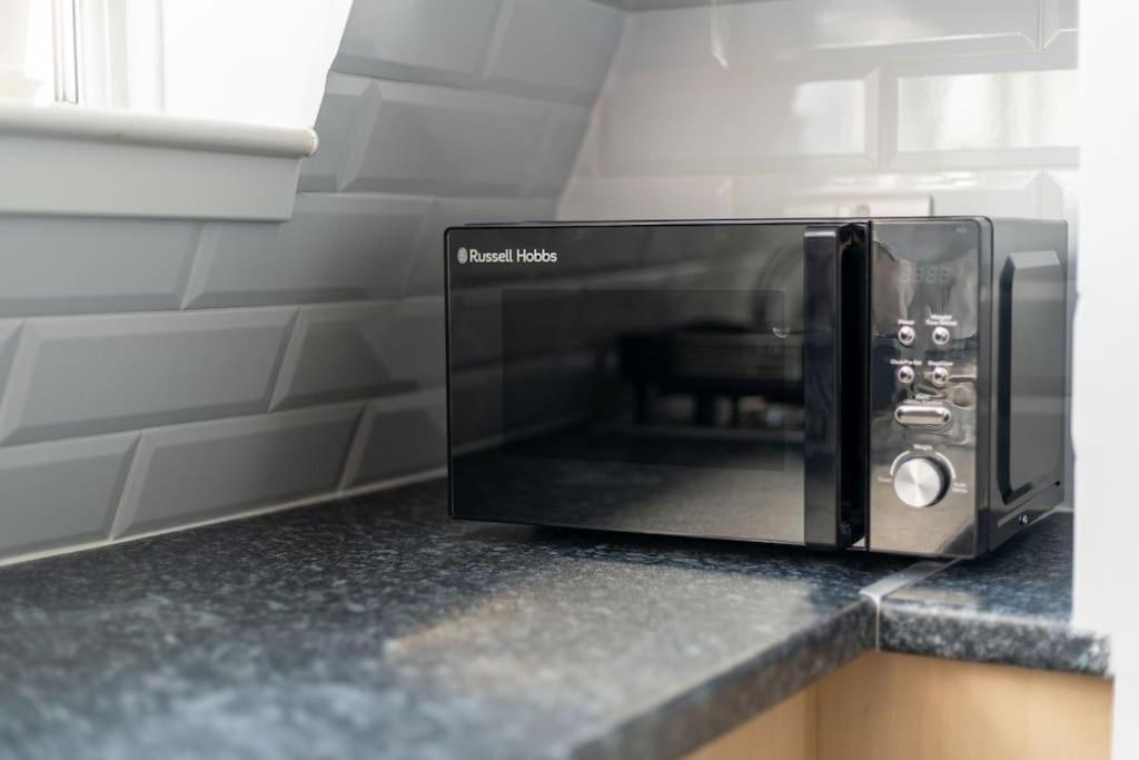 Apartamento Cozy 2-bedroom Flat In West Londres