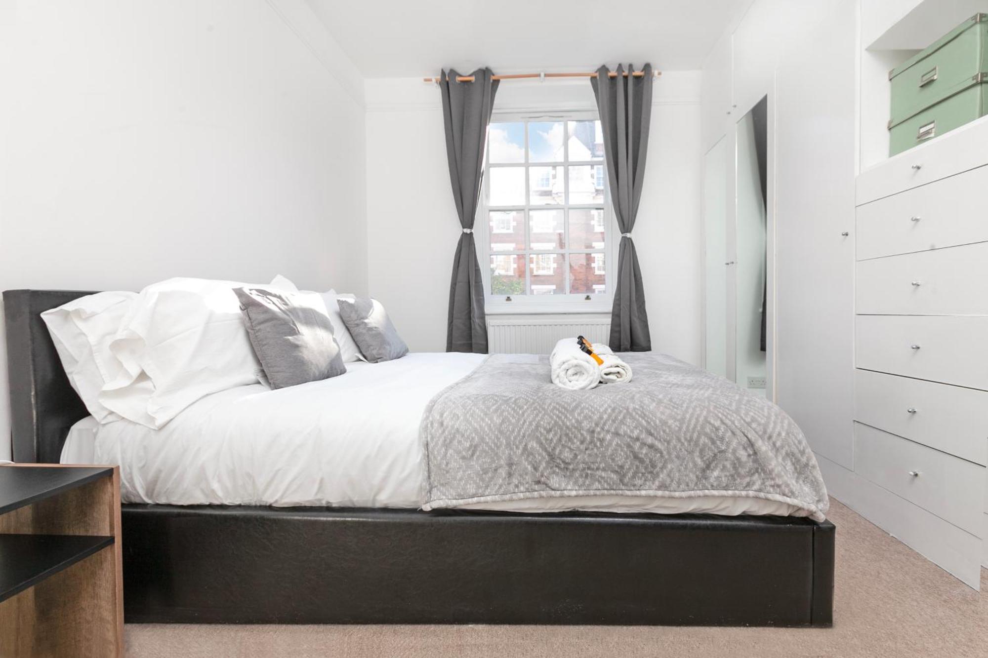 Apartamento Beautiful 3 Bedroom Flat In Scott Ellis Gardens *