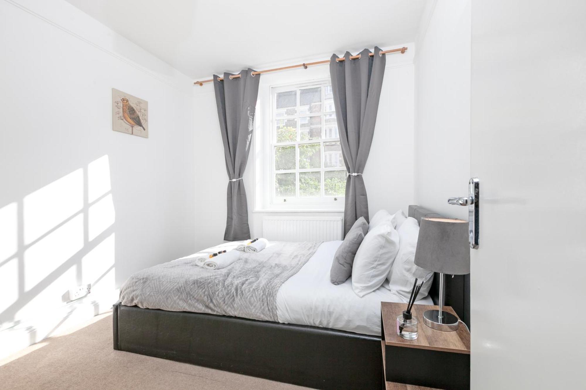 Apartamento Beautiful 3 Bedroom Flat In Scott Ellis Gardens *