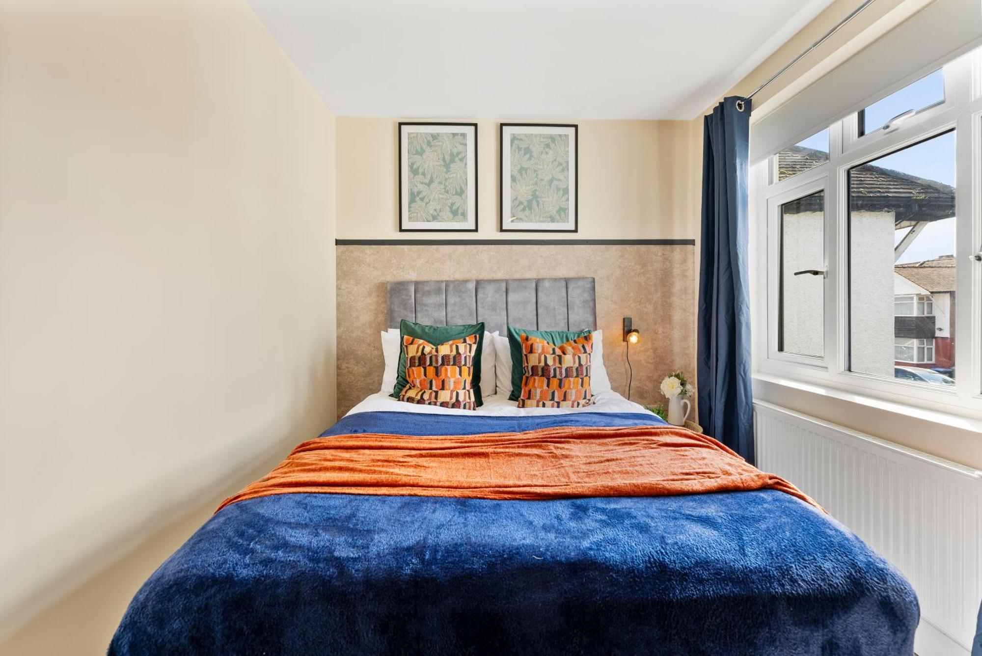 Beautiful Wembley Gem - Parking -sleeps 14 * London