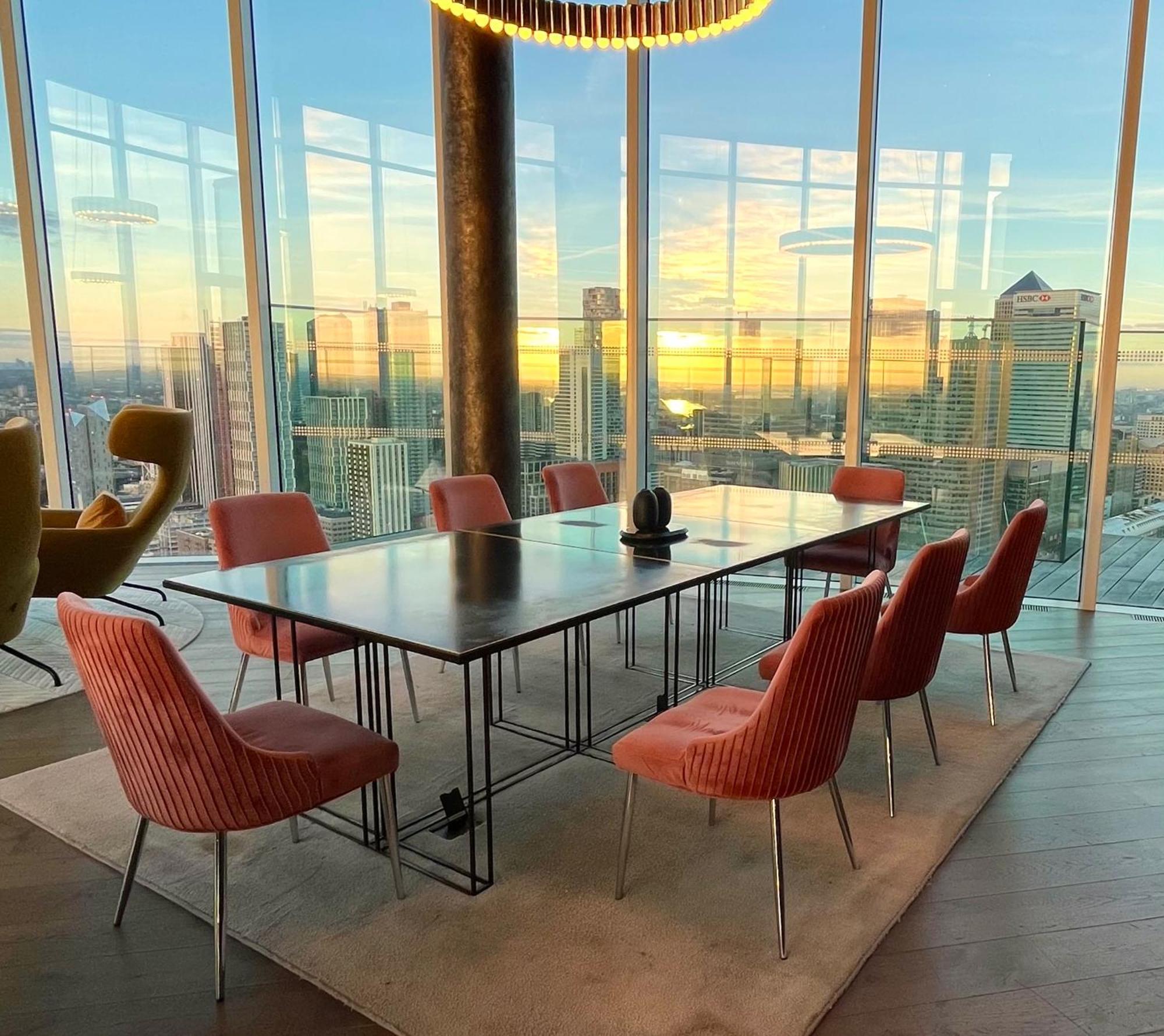 Appartement Luxury In Canary Wharf Centre With Private Balcony, And 360 Skyline View *