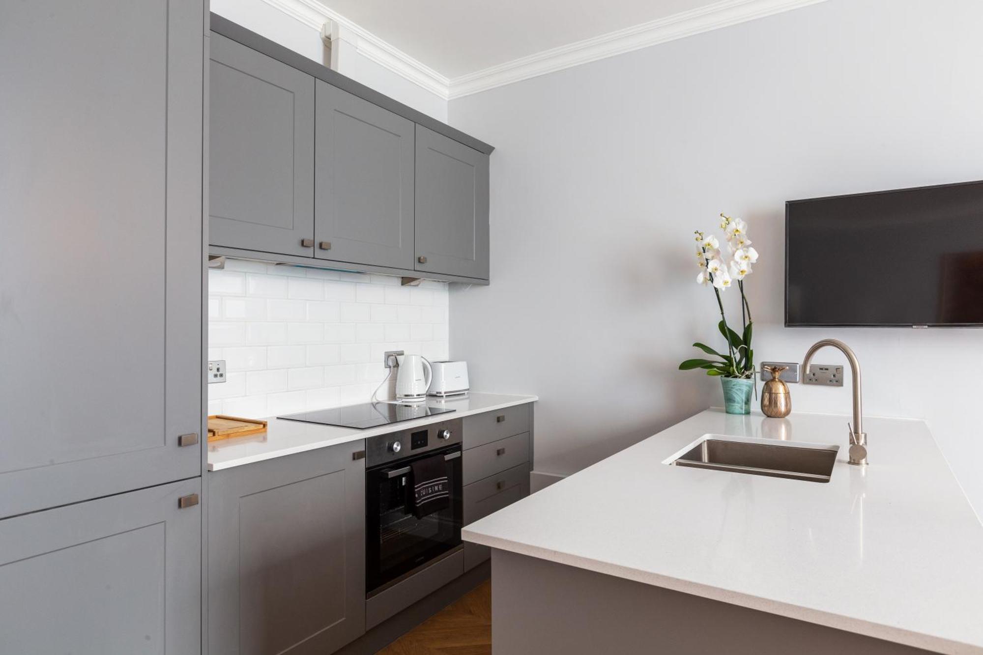 The Lempicka - 2 Bedroom Flat And Garden In Notting Hill Apartment London