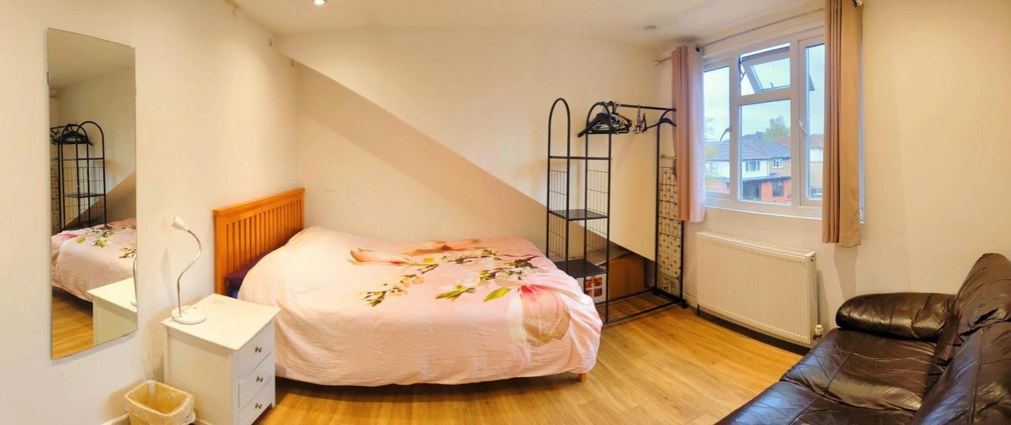 Double Bedrooms, Close To Tube Stations Privatunterkunft London