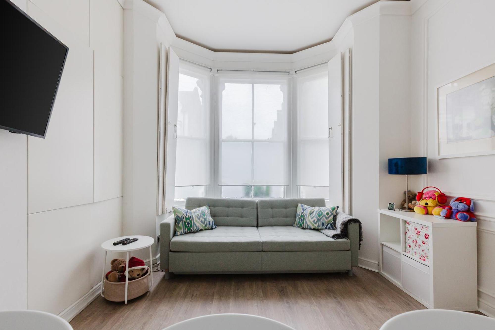 Beautiful Flat With A Garden House London