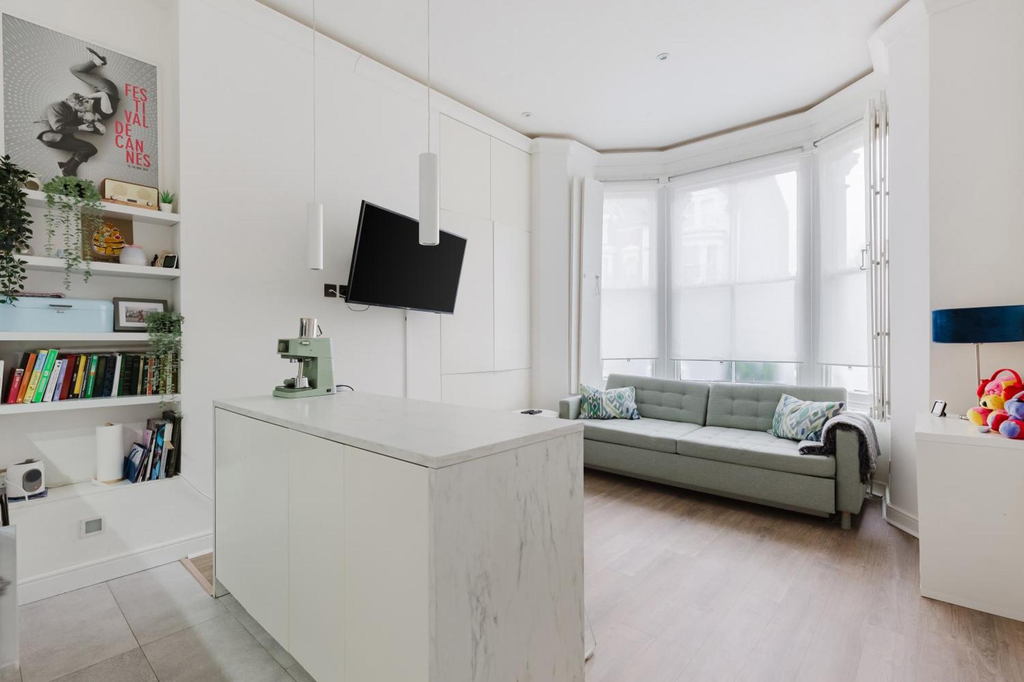 Apartment Beautiful Flat With A Garden House