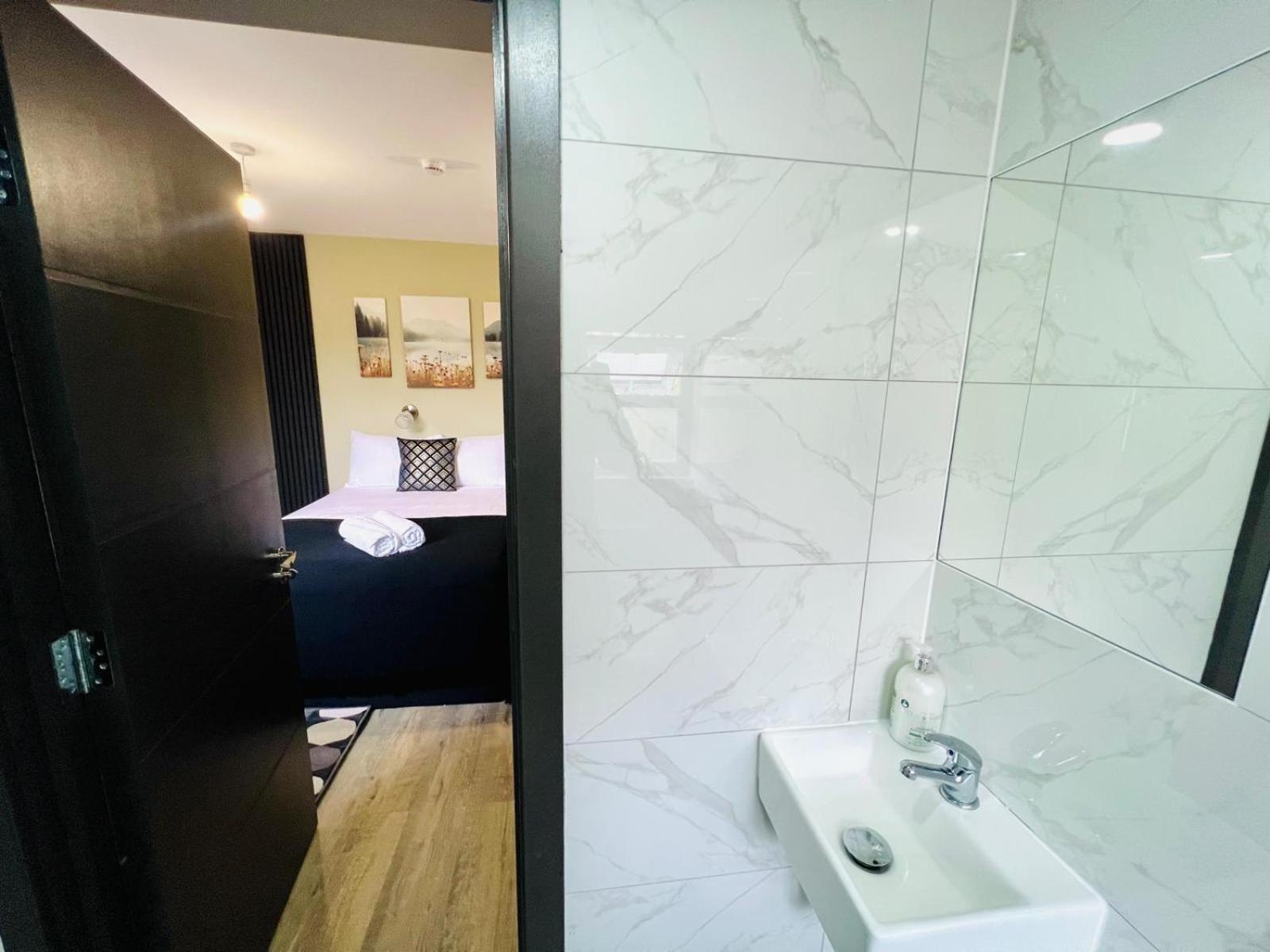 Apartment Luxury Flats In London, Ideal For Tourists London