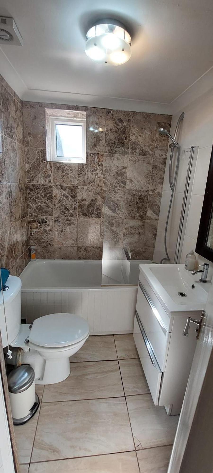 Two Bedroom Flat St Andrews Road Apartamento Londres