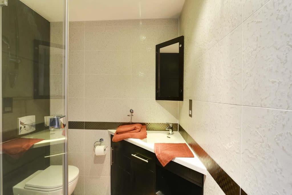 Modern At Axo Oxford Circus Near The Regent's Park In Apartment London