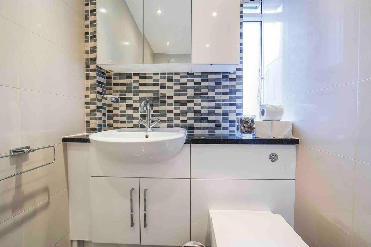 1 Bed Apartment- Marble Arch 4 Londen