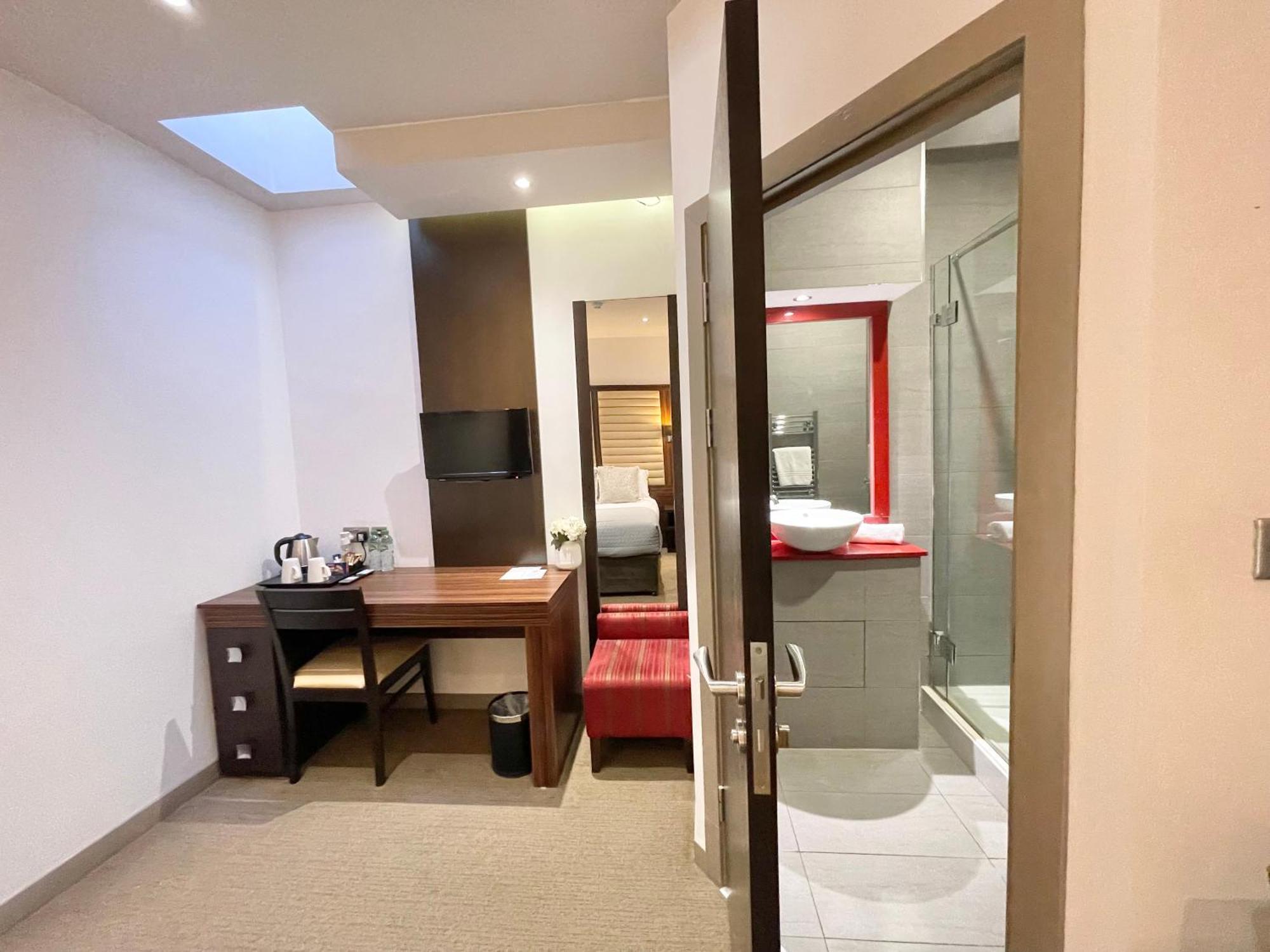 Maitrise Hotel