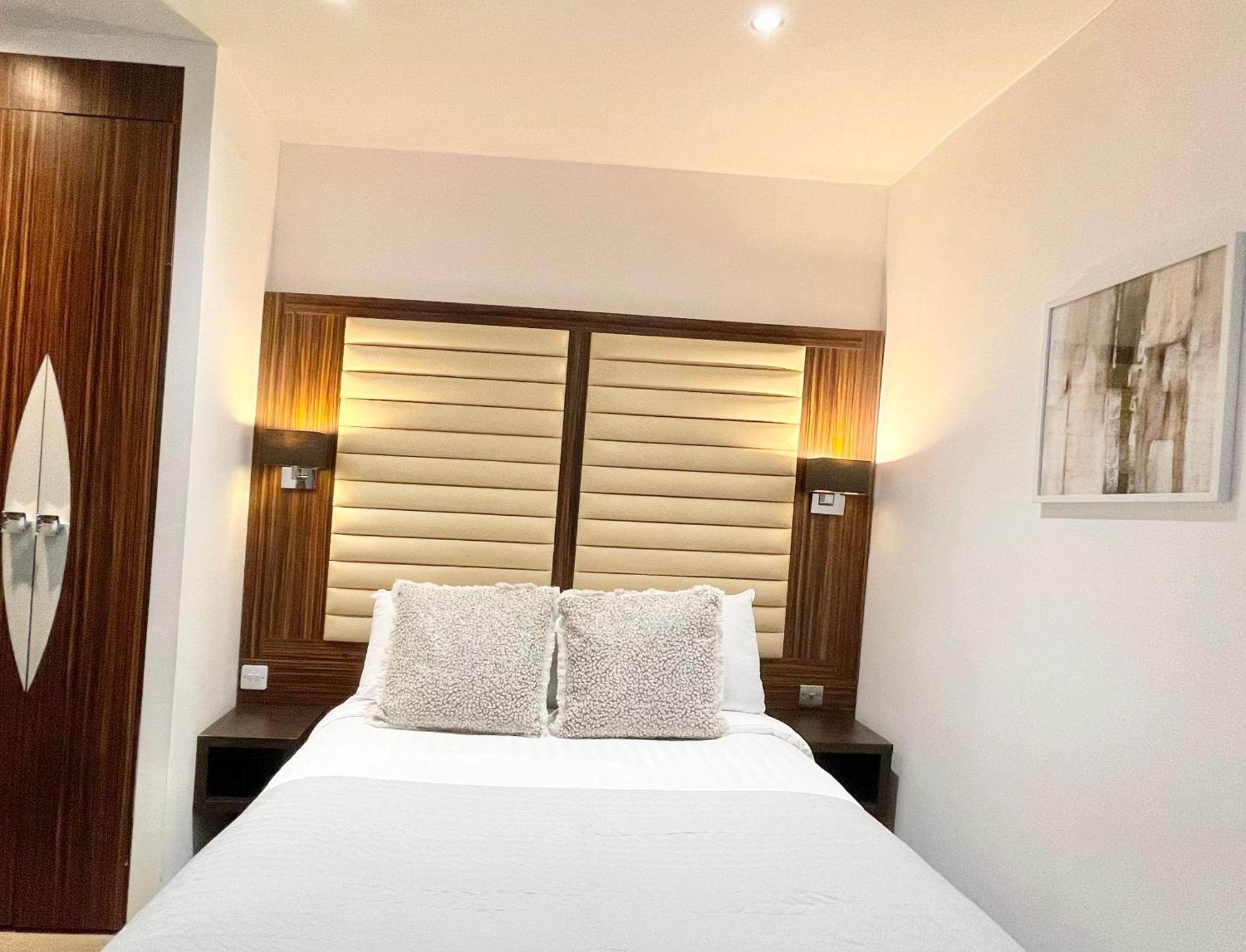 Hotel Maitrise 3*