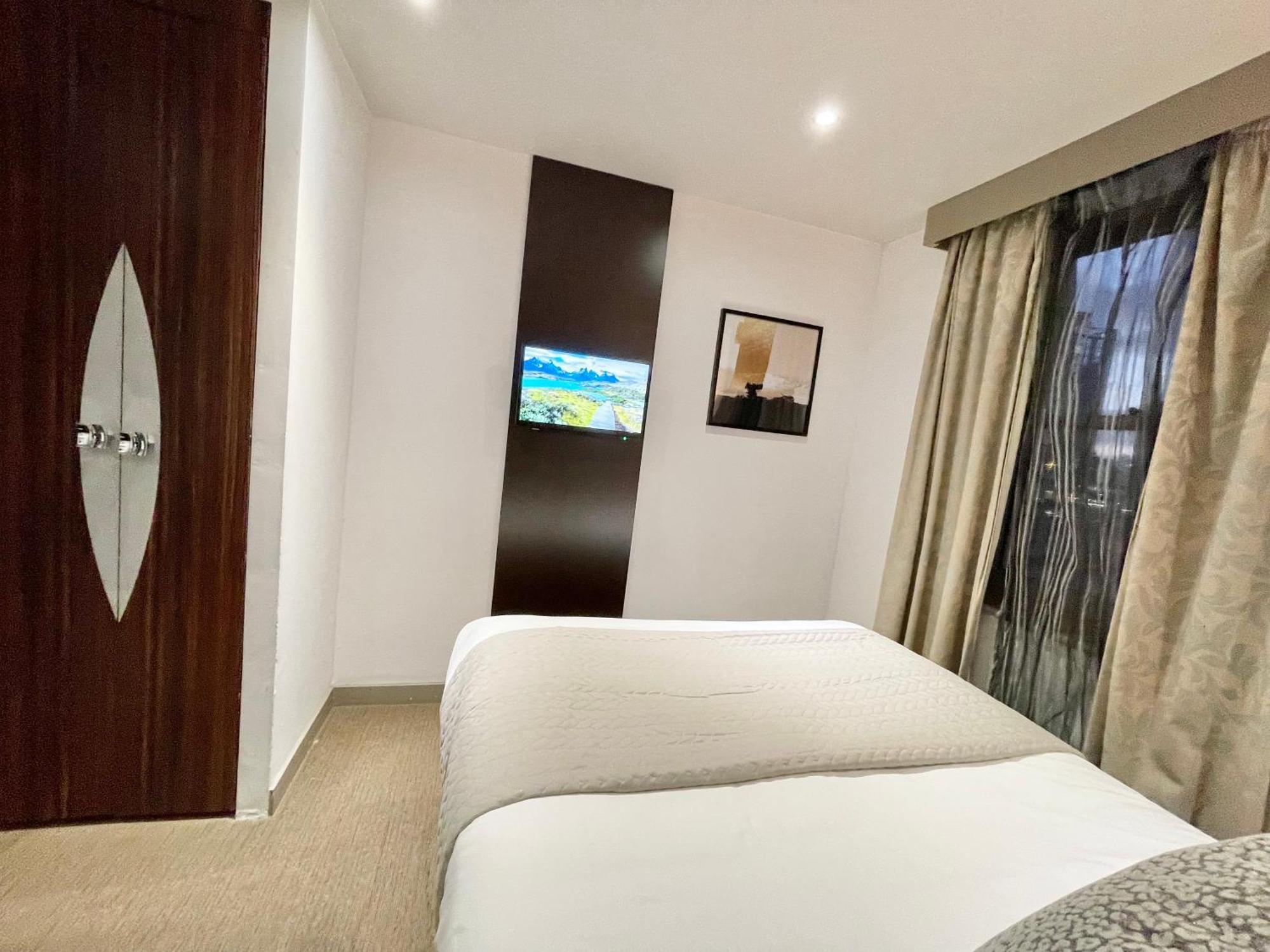 Maitrise Hotel 3*