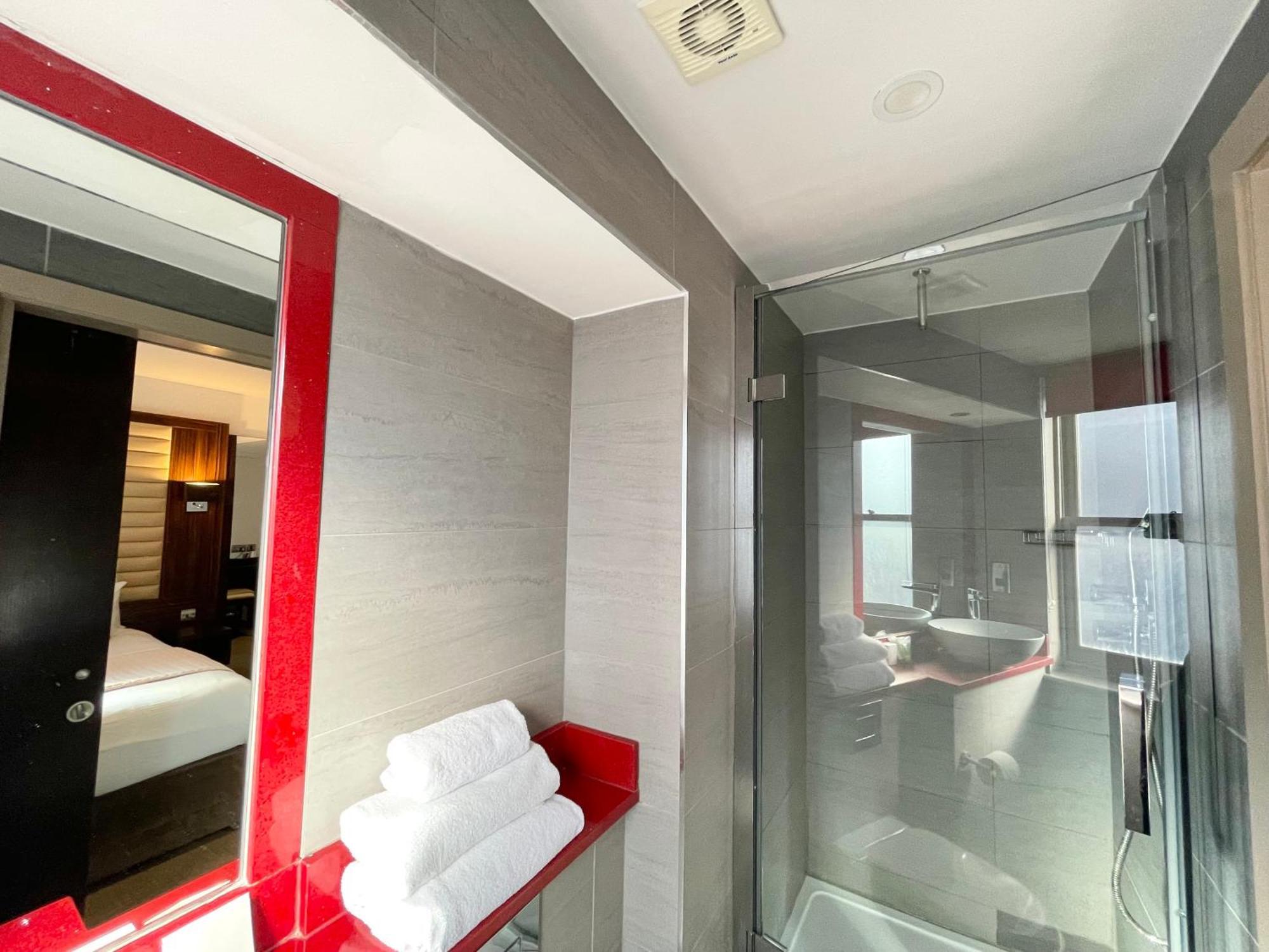 Hotel Maitrise 3*