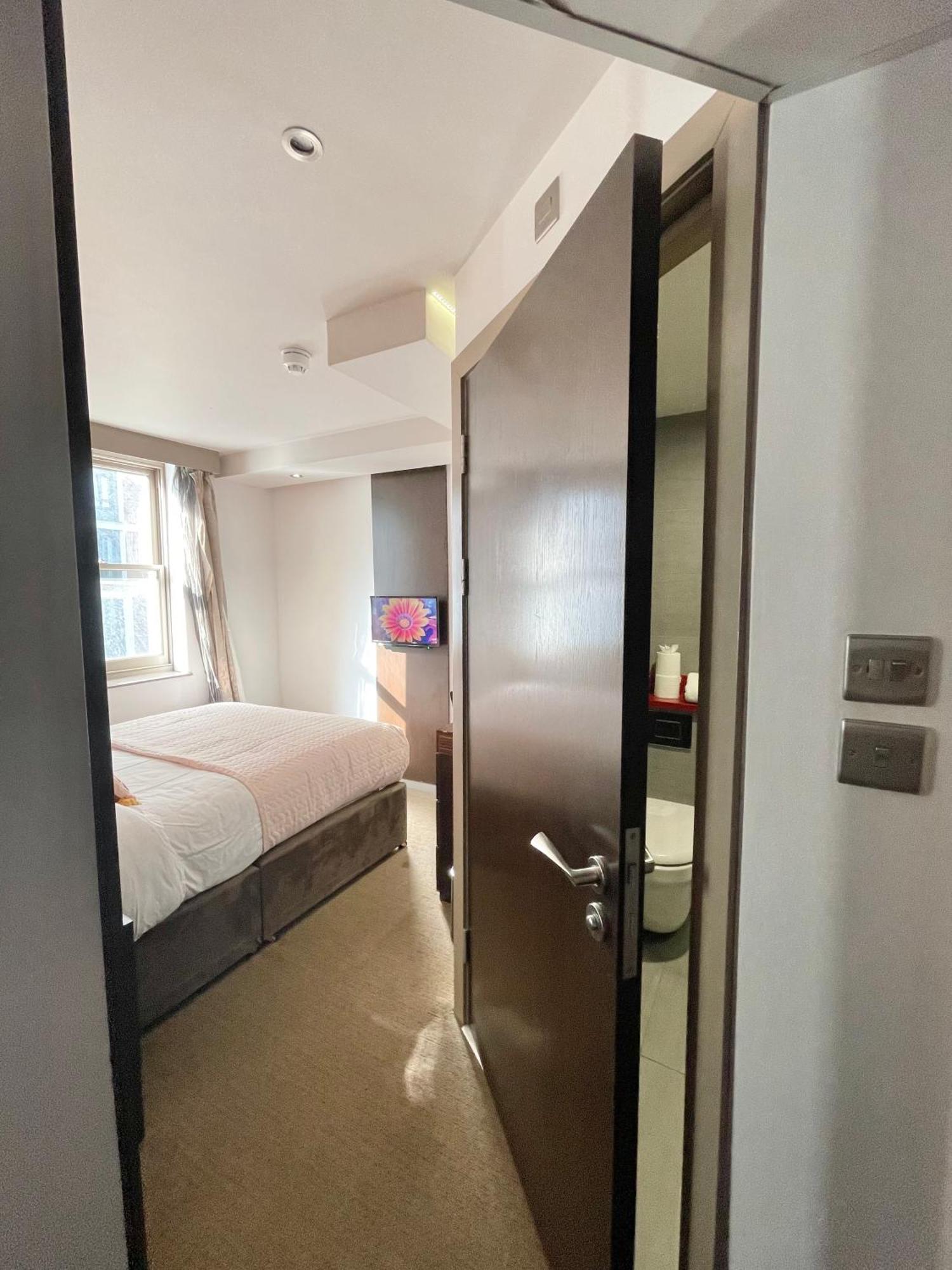 Maitrise Hotel 3*