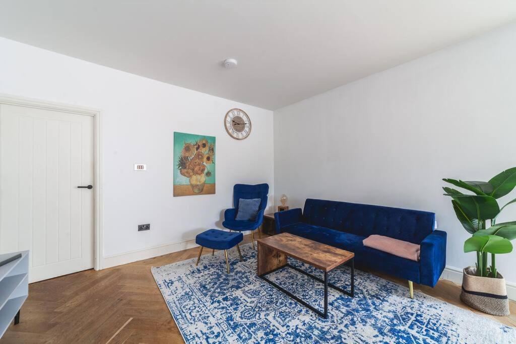 Bright & Airy Lux 3bed In Fulham With Patio Apartamento *