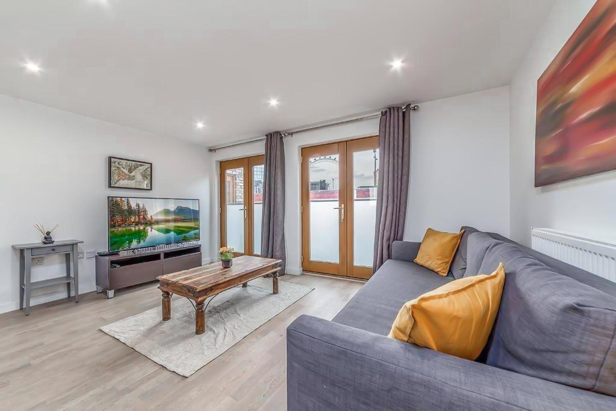 Amazing 2 Bed Bath Flat With Eye View Lm7 Apartamento