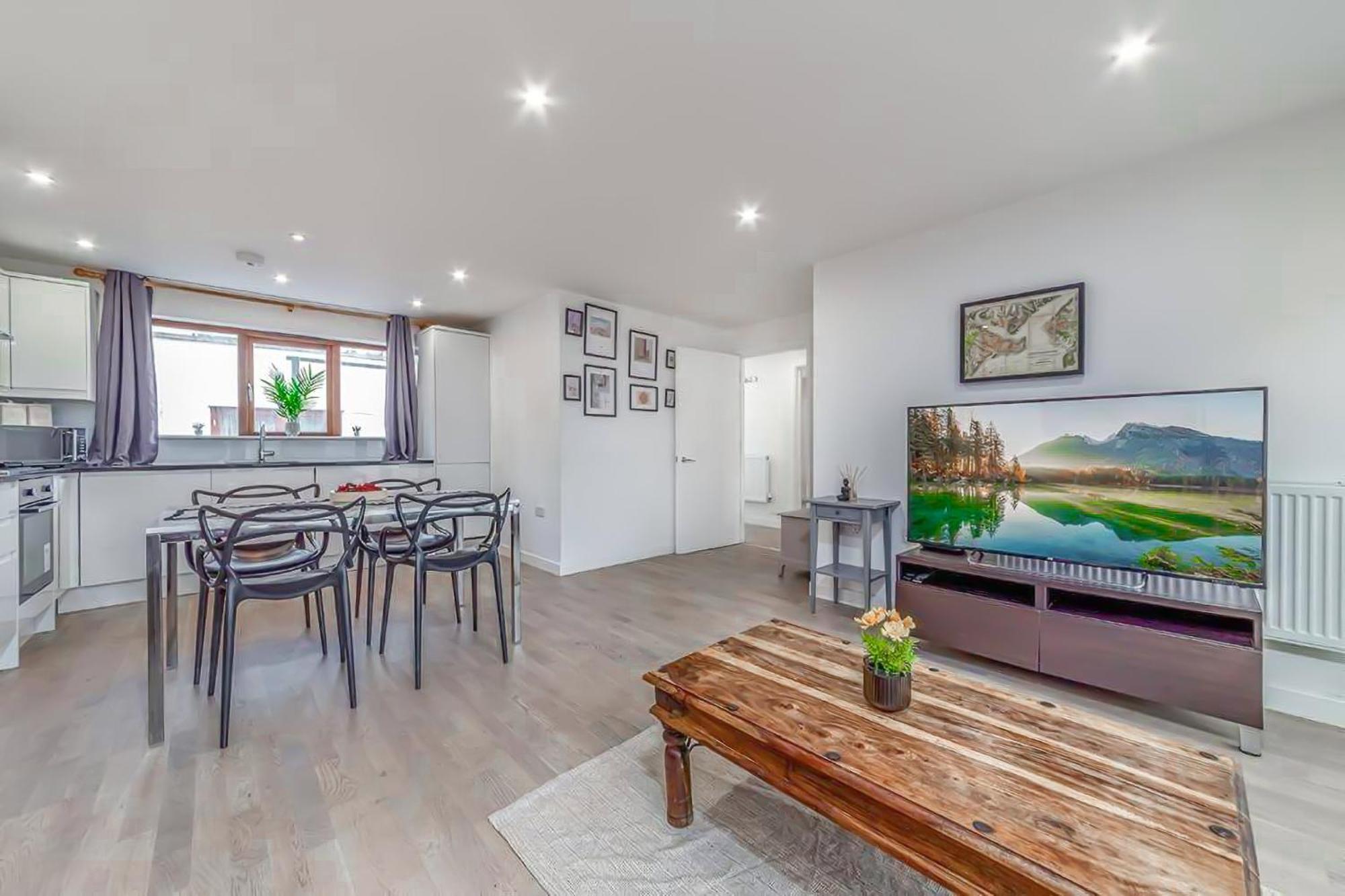Apartamento Amazing 2 Bed Bath Flat With Eye View Lm7