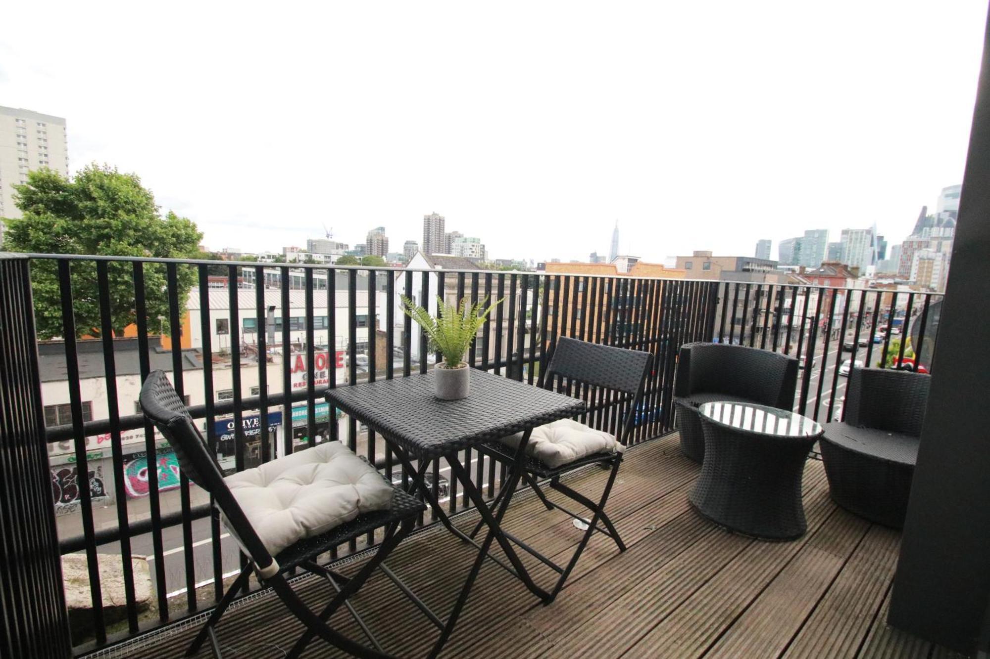 Ft5 Penthouse Homestay *