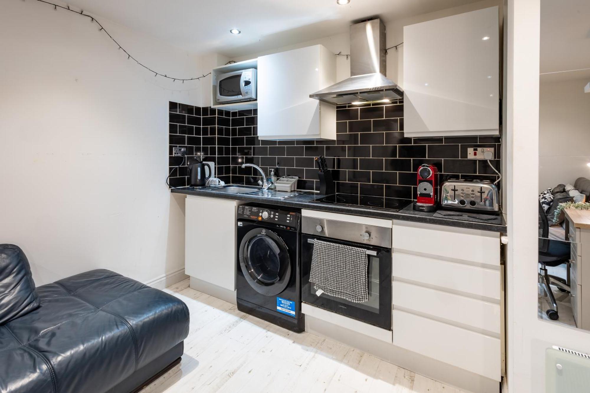 Flat In Stepney-limehouse -