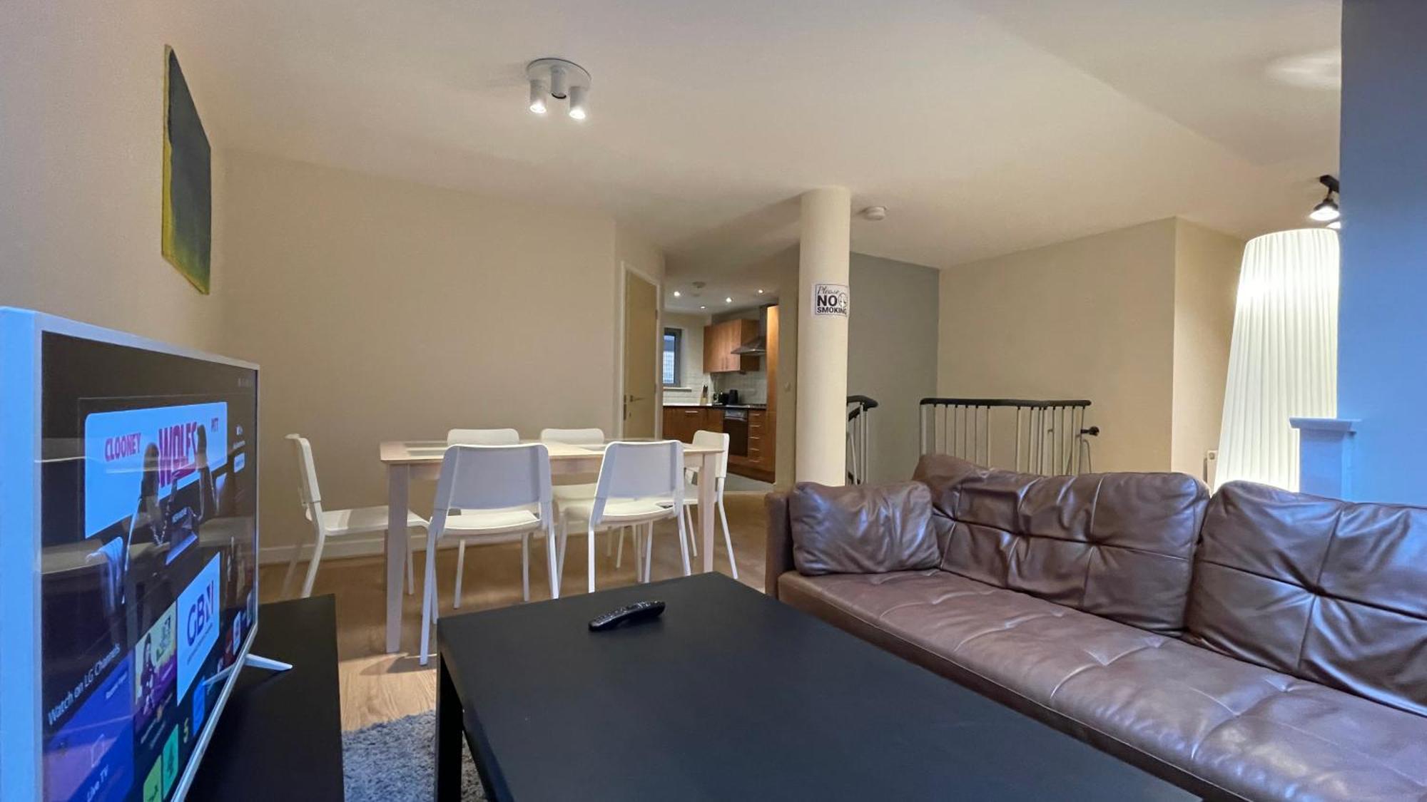 4- Bedroom , 1 Living Flat Near Emirates Stadium Apartamento Londres