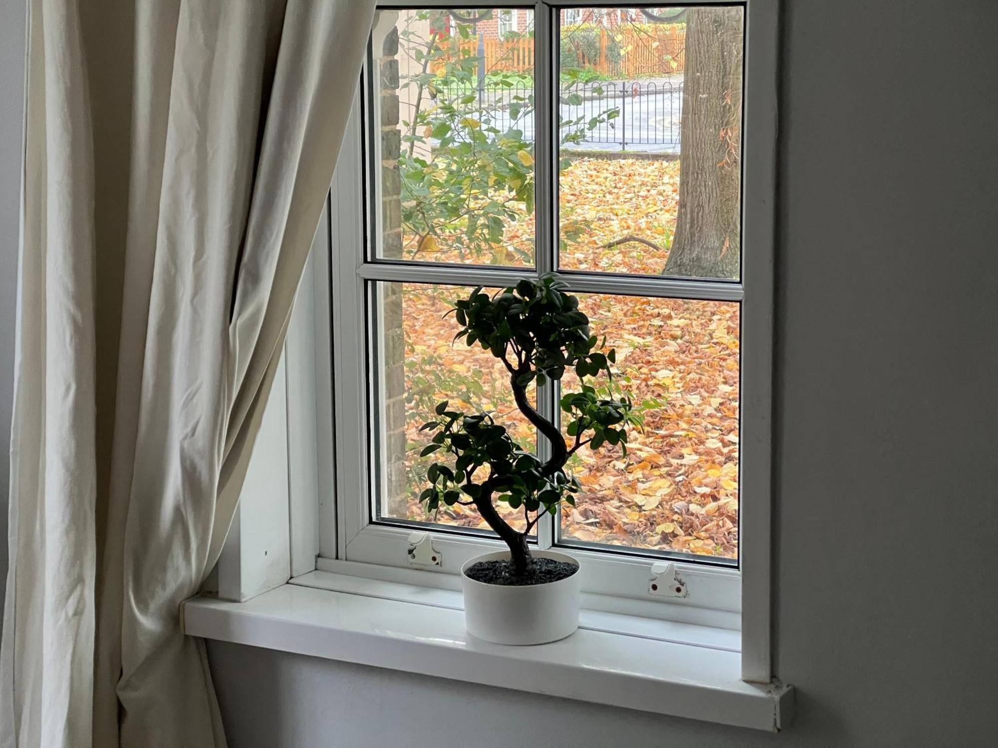 Appartement Stylish In A 1938 Building With Parking Londen