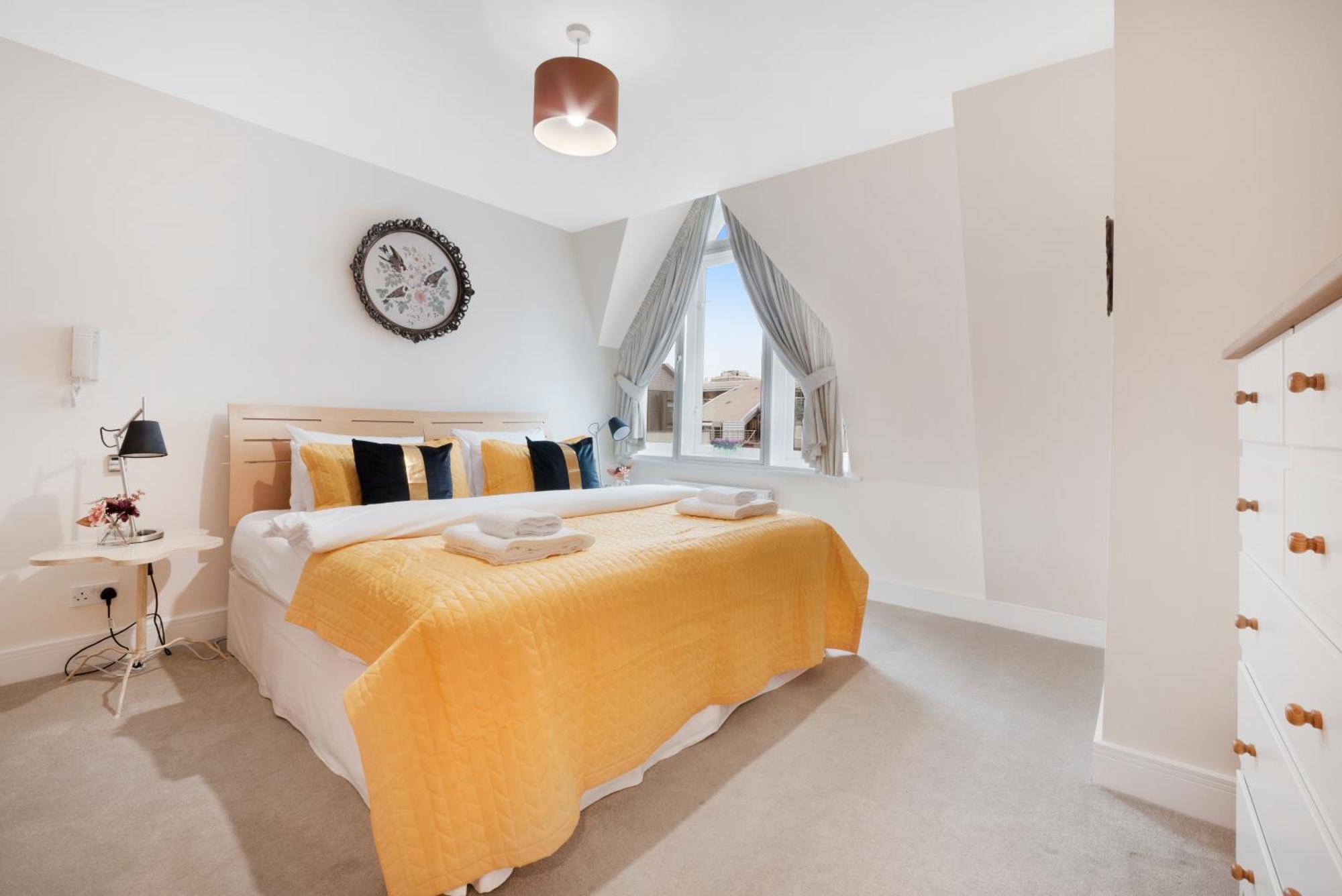 Farringdon Penthouse Spacious 3 Bedroom 2 Bath Londen