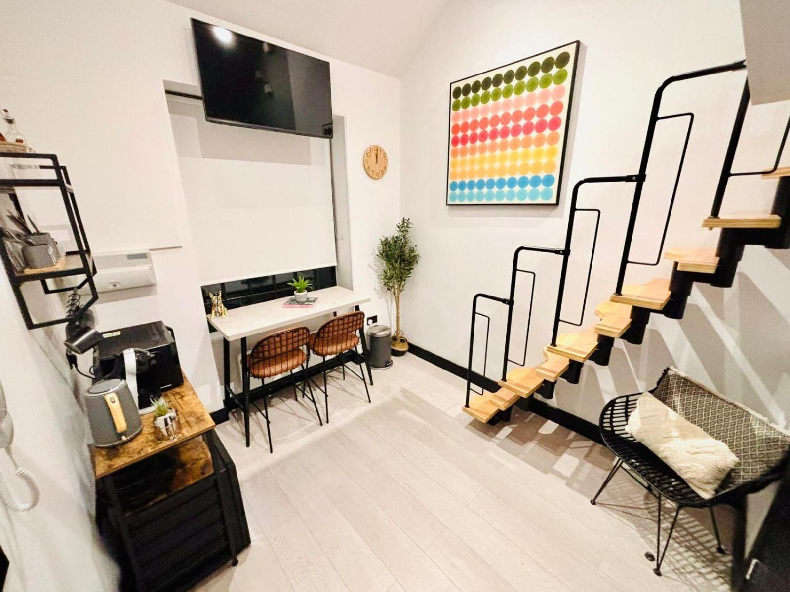 Luxury Mezzanine Flats Next Hackney *