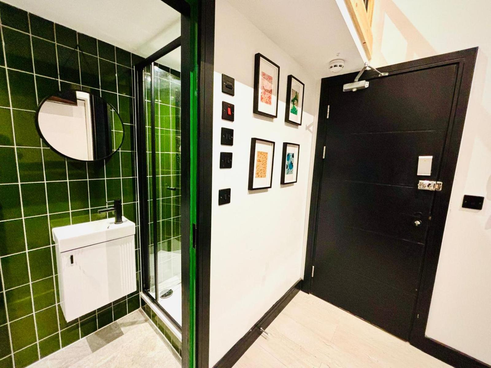 Guest house Luxury Mezzanine Flats Next Hackney London
