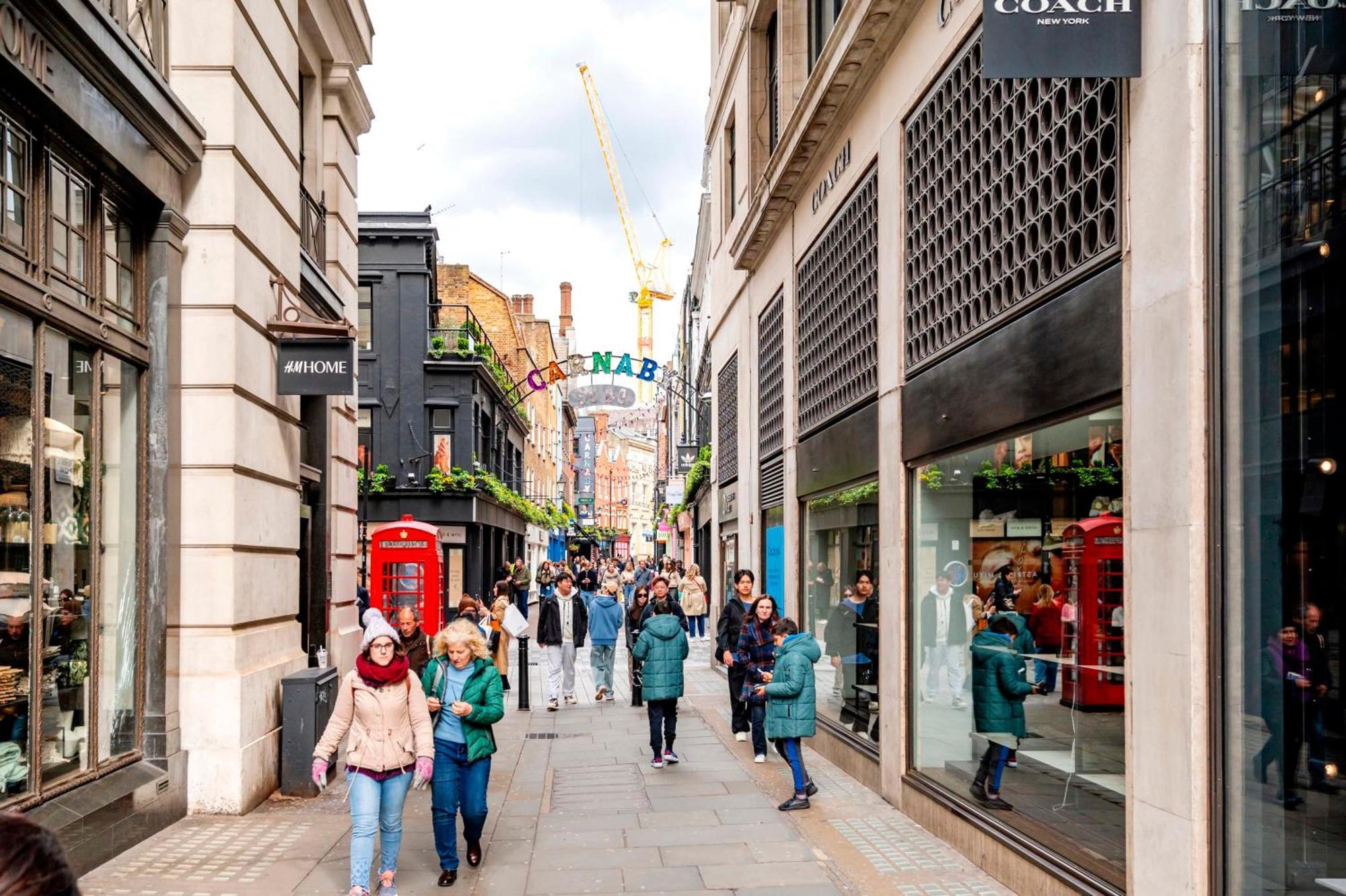 The Mayfair Marvel- By Out Of Office Lifestyle Apartment *