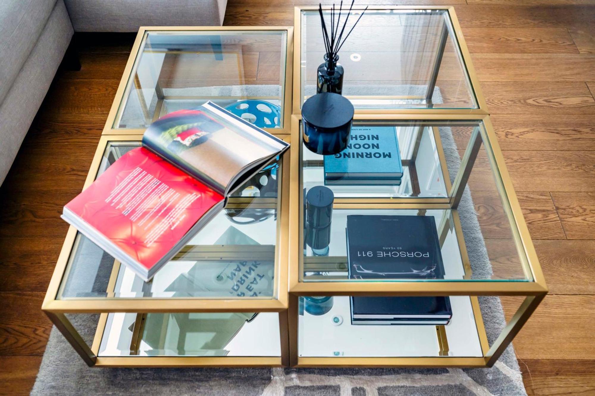 The Mayfair Marvel- By Out Of Office Lifestyle Apartment