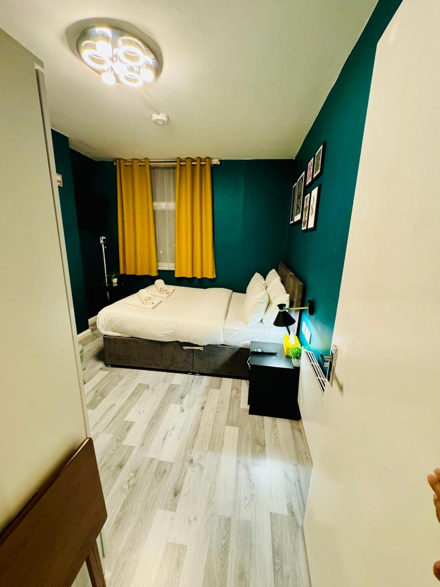 Unique Flat In 1110 *