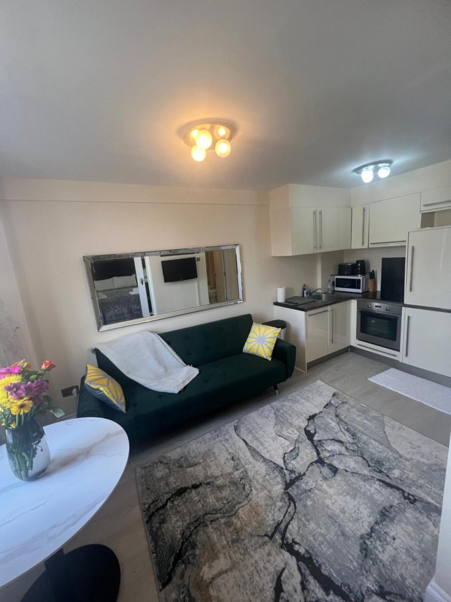 Apartment Beautiful One Bedroom Close To Harrods *