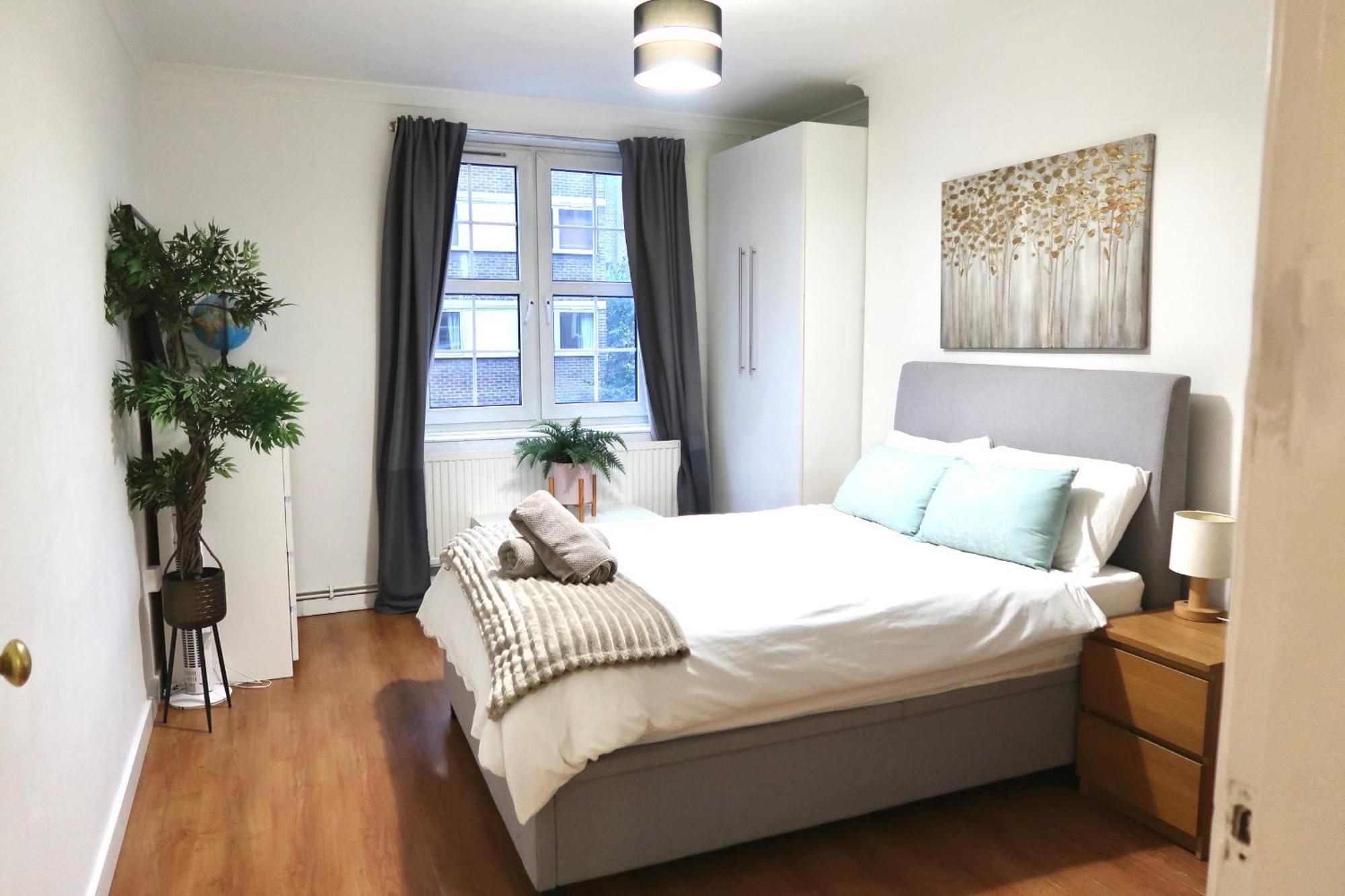 Stylish 3-bed In Clerkenwell Within Walking Distance To Tube Stations Apartment London