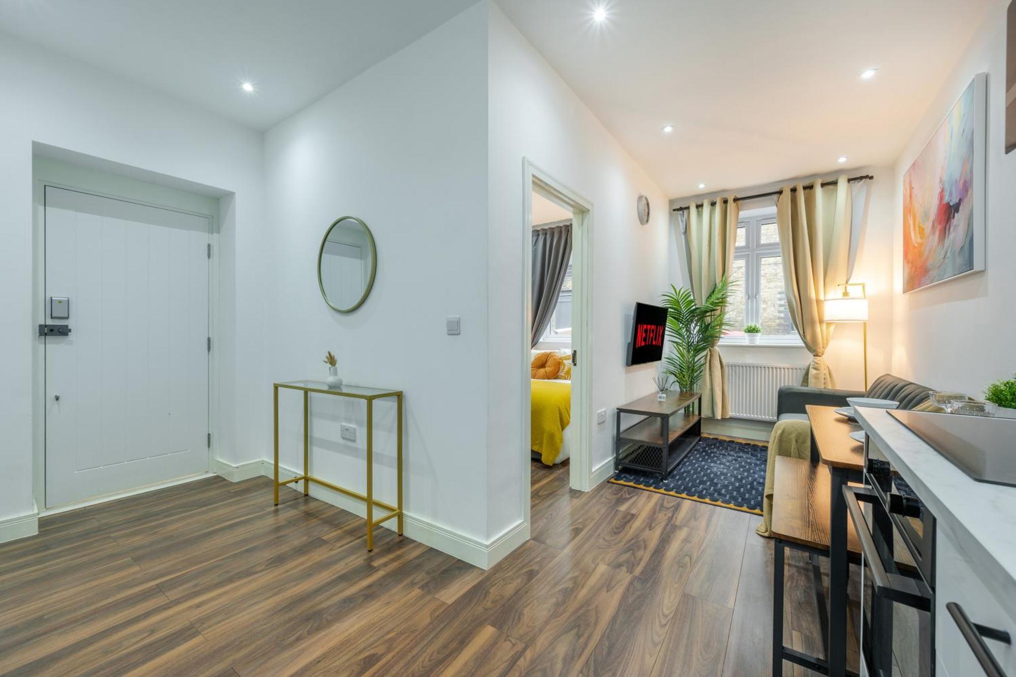 Modern 1 Bed - Us Embassy, Nine Elms & Battersea Station Apartment London