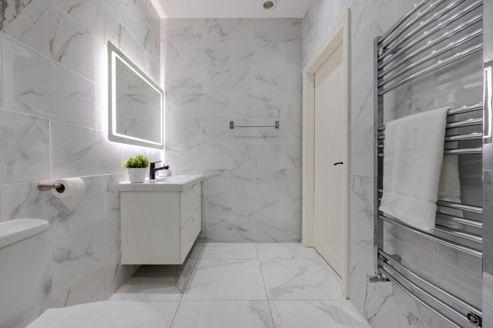 Apartment Modern 1 Bed - Us Embassy, Nine Elms & Battersea Station *